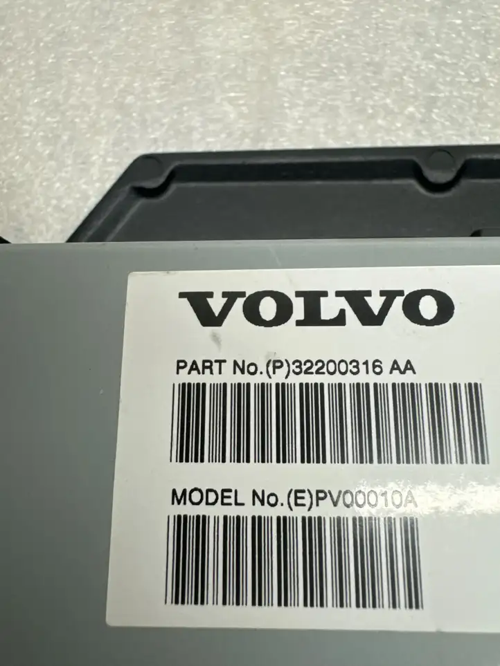 Volvo XC90 (2019 - ) 32200316 Усилитель звука — фото 3