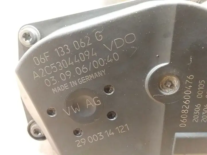 Audi A6 S6 C6 4F (2008 - 2011) 06F133062G Дроссельная заслонка — фото 2