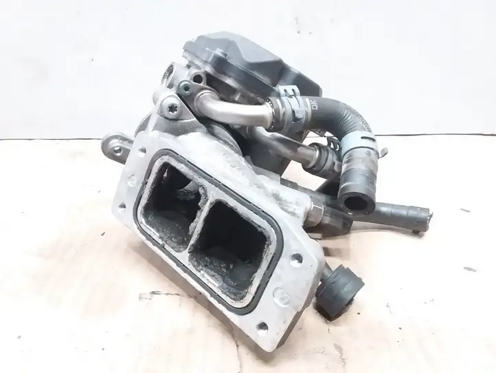 Audi A6 C7 (2011 - 2014) 04L128063P Дроссельная заслонка — фото 3