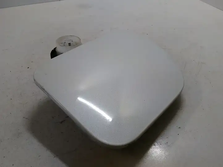 Toyota Land Cruiser (J150) (2009 - ) Крышка топливного бака — фото 4
