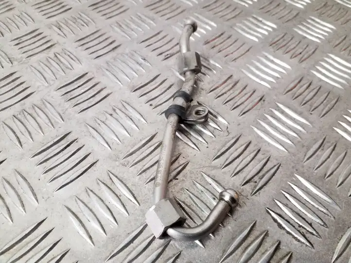 Audi A3/S3 8P (2008 - 2013) 03CANBA5 Трубка подачи топлива в форсунки — фото 2