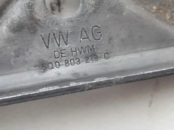 Volkswagen Golf VII (2013 - 2019) 5Q0803219C Держатель аккумулятора — фото 2