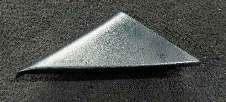 Mazda 323 F (2001 - 2003) B26RRA8 Прочие детали салона — фото 1