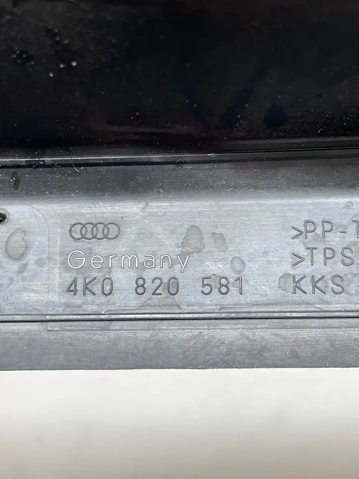 Audi A6 S6 C8 4K (2018 - ) 4K0820581 Прочие детали моторного отсека — фото 5