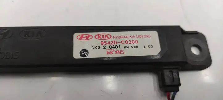 Kia Stinger (2017 - ) 95420C0300 Антенна бесключевого доступа — фото 4