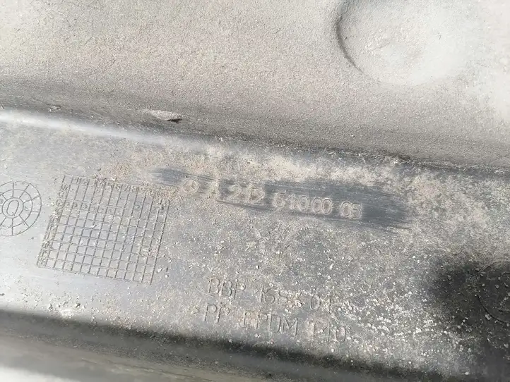 Mercedes-Benz E W212 (2009 - 2016)  A2126100008 Другая деталь дна