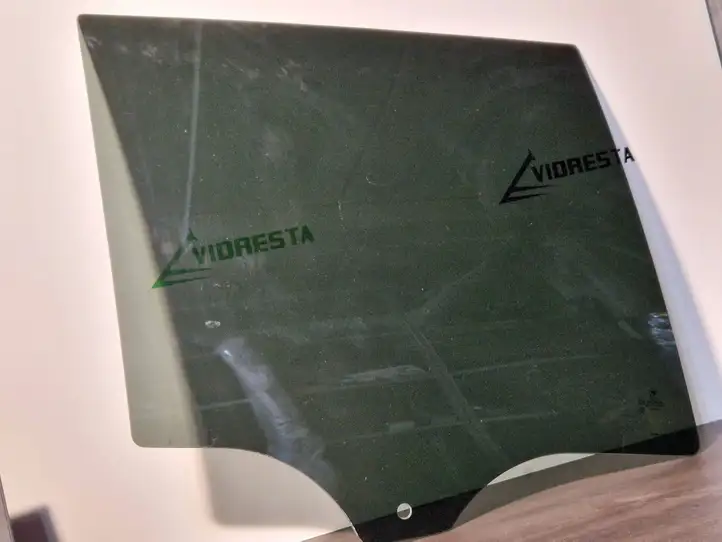 BMW X5 F15 (2013 - 2017)  43R000266 Основное стекло задних дверей