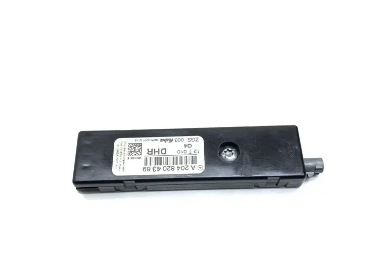 Mercedes-Benz E A207 (2010 - 2017) A2048204389 Усилитель антенны — фото 3