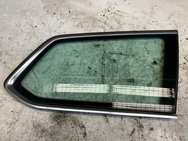 Volkswagen PASSAT B7 (2011 - 2014) 3G9845298BC Заднее боковое стекло — фото 1