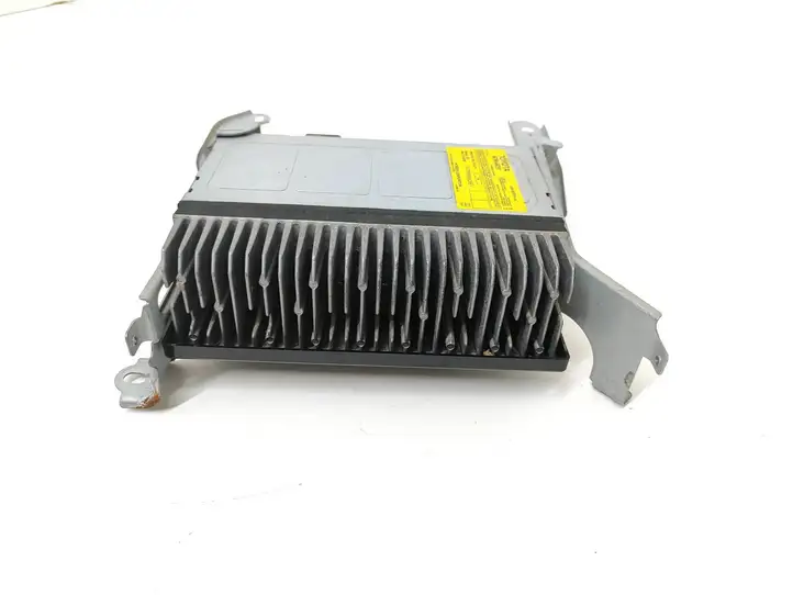 Toyota Land Cruiser (J120) (2002 - 2009)  8628060291 Звукоусилитель