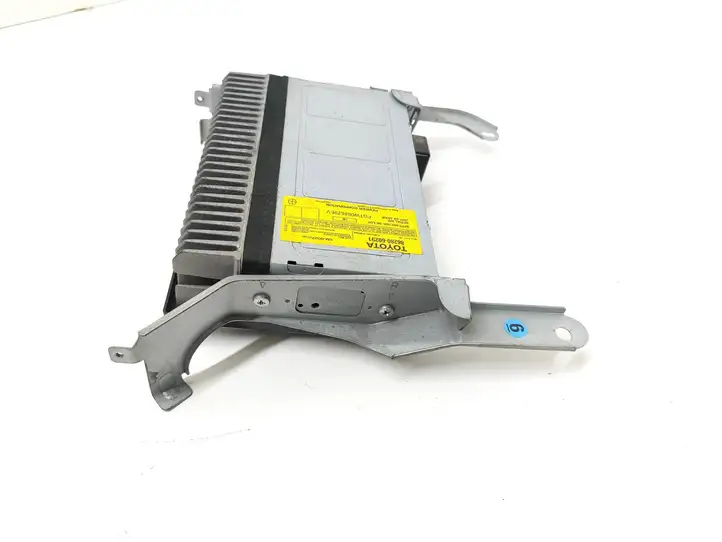 Toyota Land Cruiser (J120) (2002 - 2009)  8628060291 Звукоусилитель
