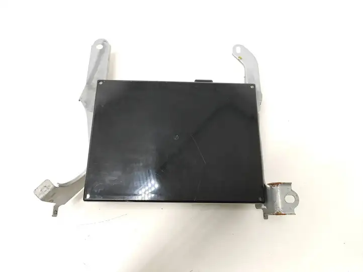 Toyota Land Cruiser (J120) (2002 - 2009)  8628060291 Звукоусилитель