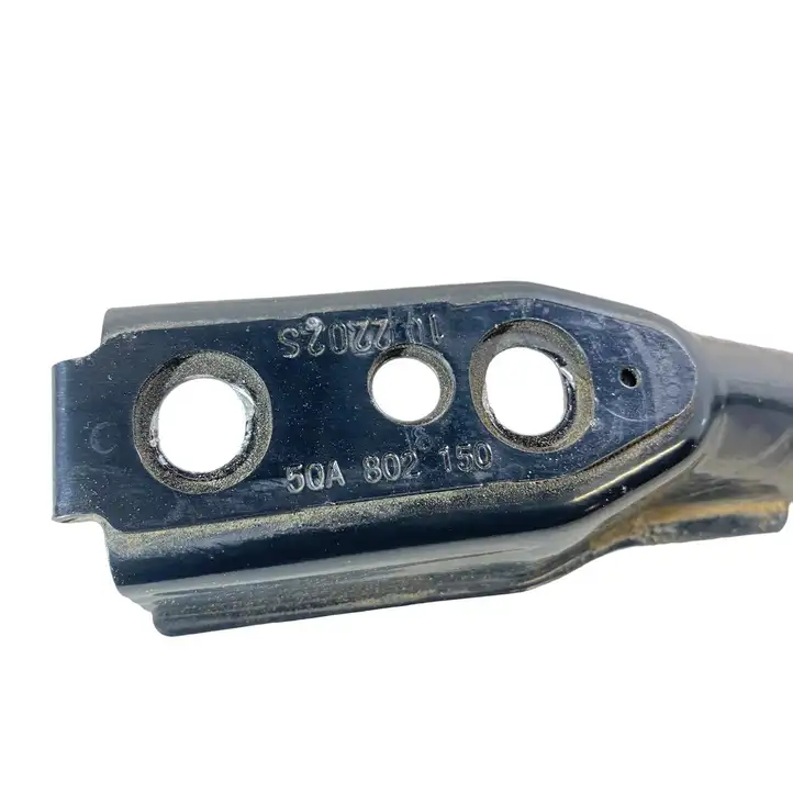 Audi Q3 F3 (2018 - )  5QA802149 Другая деталь дна