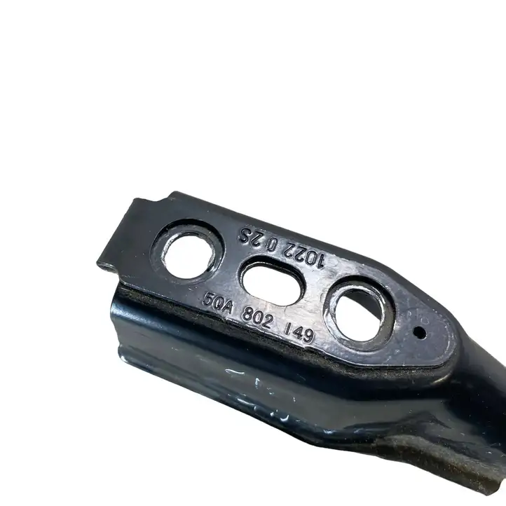 Audi Q3 F3 (2018 - )  5QA802149 Другая деталь дна