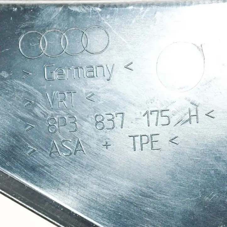 Audi A3/S3 8P (2003 - 2005) 8P3837175H Прочие детали салона — фото 4