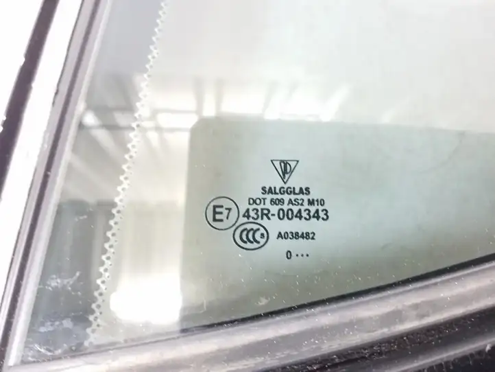 Porsche Panamera (970) (2009 - 2013) 9705443110 Форточка двери — фото 4