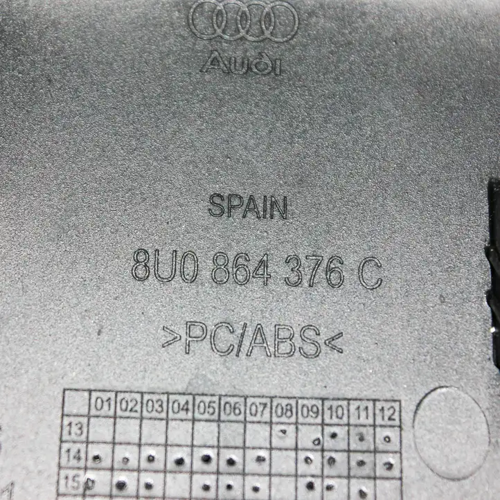 (2014 - 2018) 8U0864376C Прочие детали салона — фото 6