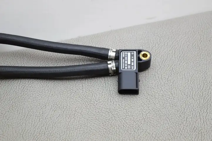 Mercedes-Benz B-class W246 (2011 - 2014) 0281006214 Датчик давления выхлопных газов — фото 2