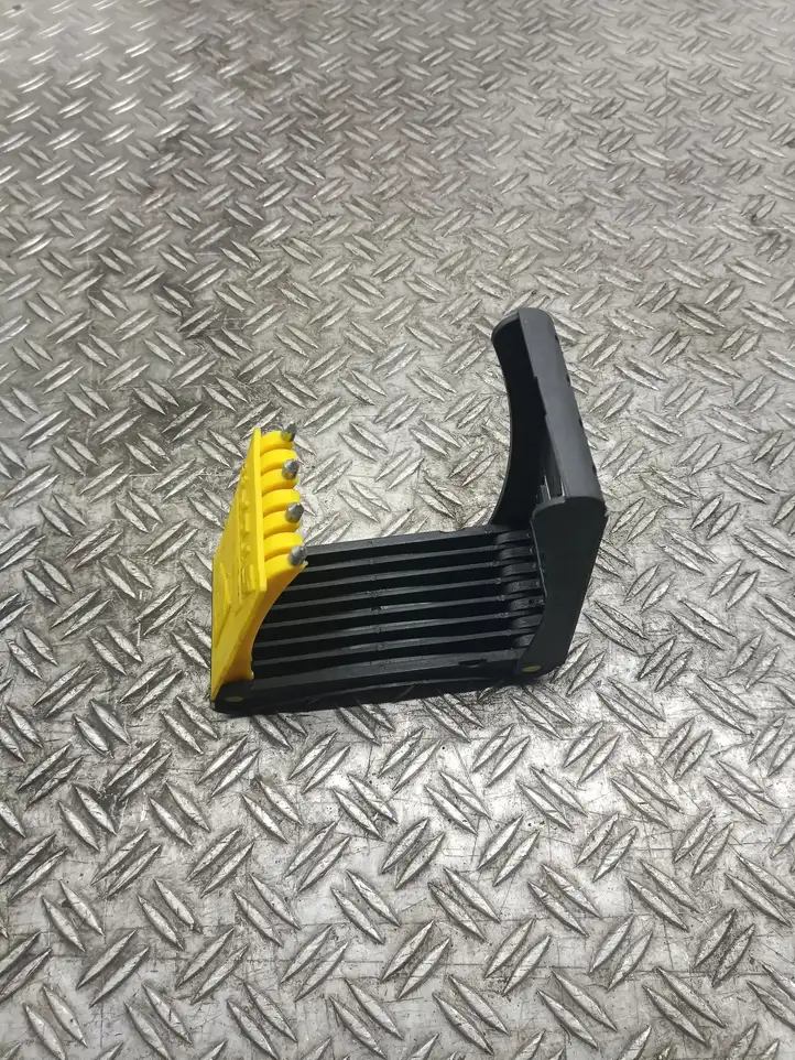 Fiat Doblo (2009 - 2015)   Другая внешняя деталь