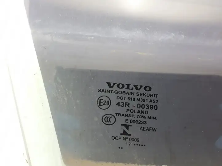 Volvo XC60 (2017 - ) 31424753 Стекло передней двери — фото 2