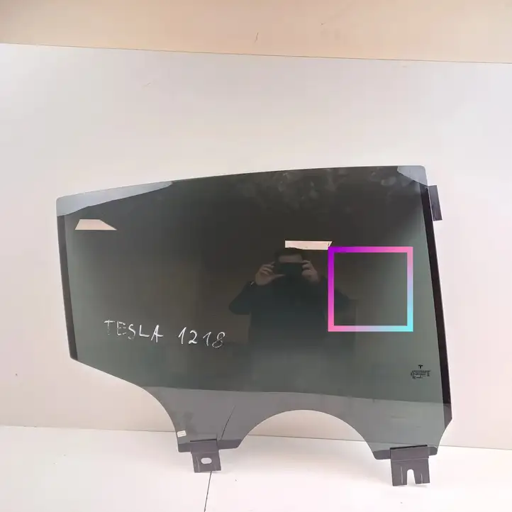 Tesla Model X (2015 - 2021) 43R004553 Стекло задней двери — фото 7