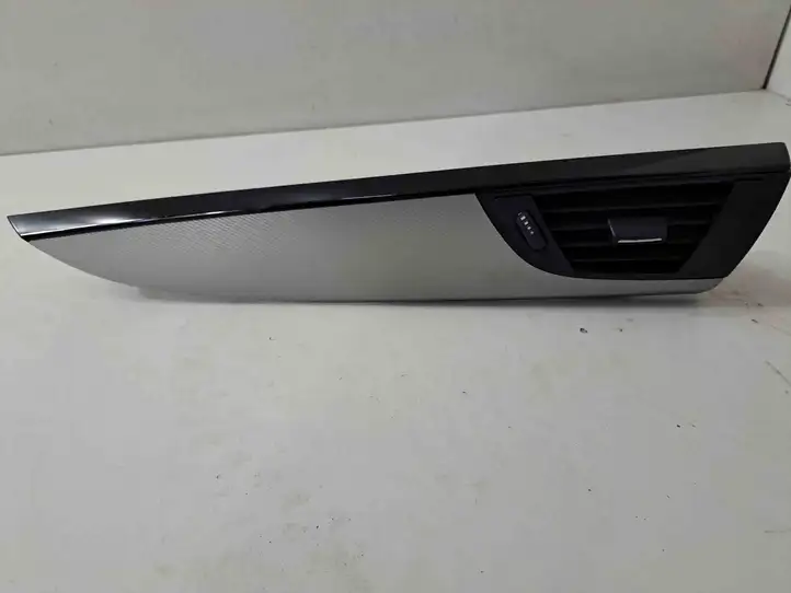 BMW 1 F20 F21 (2011 - 2019) 8054942 Прочие детали салона — фото 8