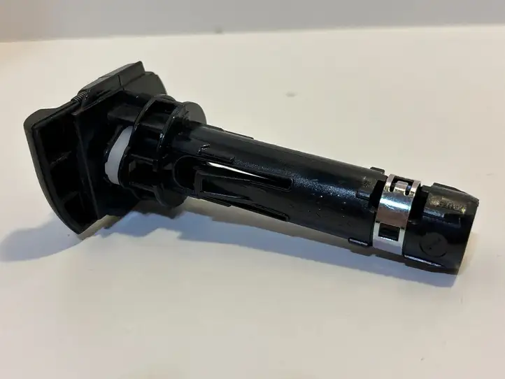 BMW 1 E82 E88 (2007 - 2014)  1136806 Другая деталь салона