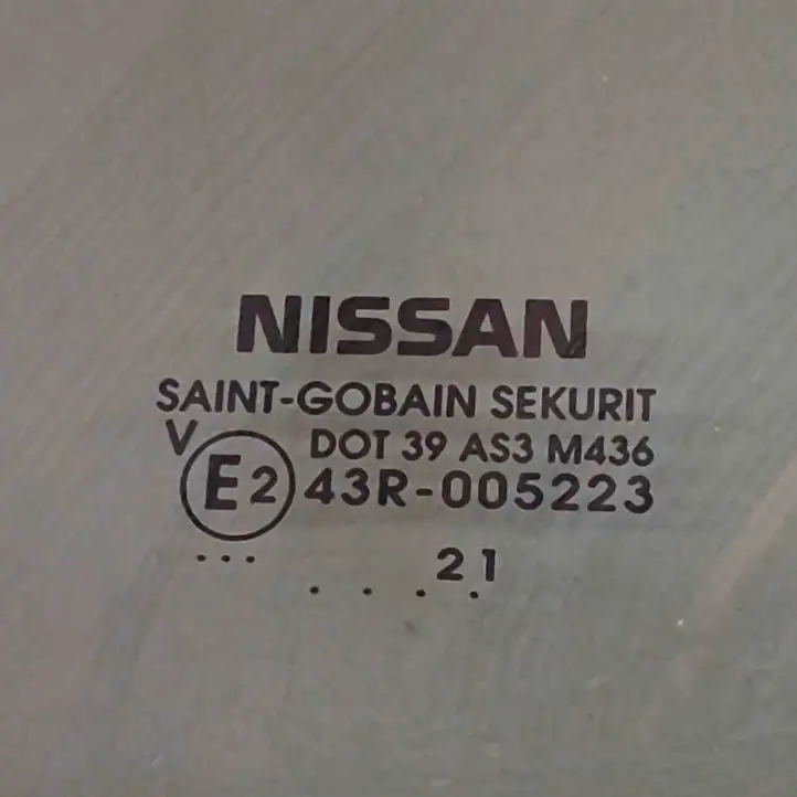 Nissan Juke II F16 (2019 - ) 823006PA1A Стекло задней двери — фото 3