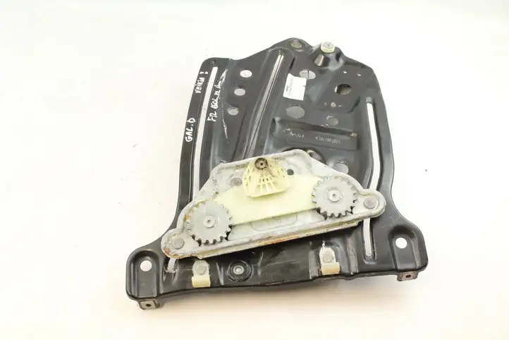 BMW 6 F12 F13 (2010 - 2018) 7303788 Заднее боковое стекло — фото 3
