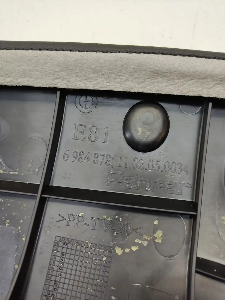 BMW 1 E81 E87 (2004 - 2011)  6984878 Другая деталь салона