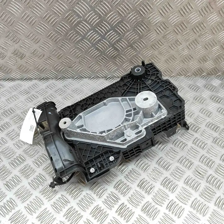 Nissan Juke II F16 (2019 - ) 648947355R Ящик аккумулятора — фото 2