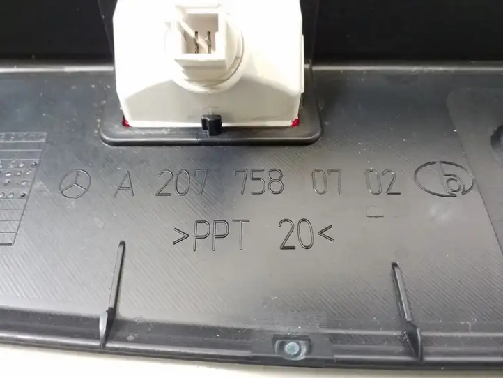 Mercedes-Benz E C207 W207 (2009 - 2017) A2077580702 Прочие детали салона — фото 5