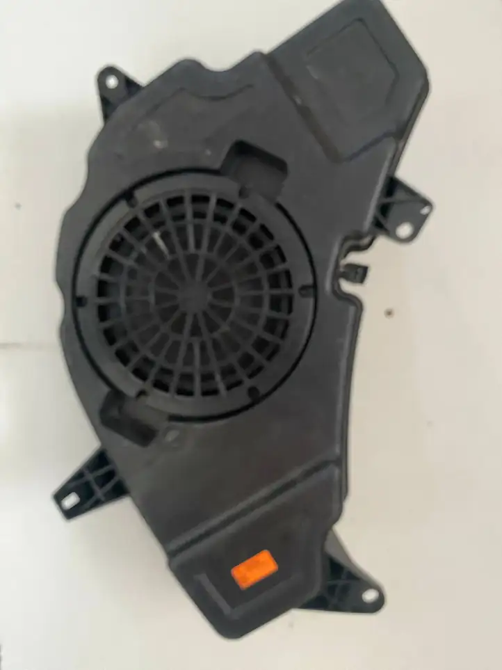 Mercedes-Benz GLE W166/C292 (2015 - 2019)  A1668203002 Громкоговоритель низкой частоты