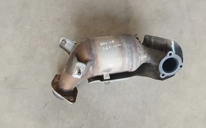 Toyota RAV 4 (XA30) (2006 - 2016) Катализатор / DPF / FAP — фото 1