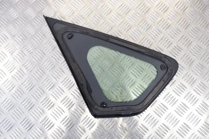 Toyota Prius (XW30) (2009 - 2015) 6271047030 Заднее боковое стекло — фото 3
