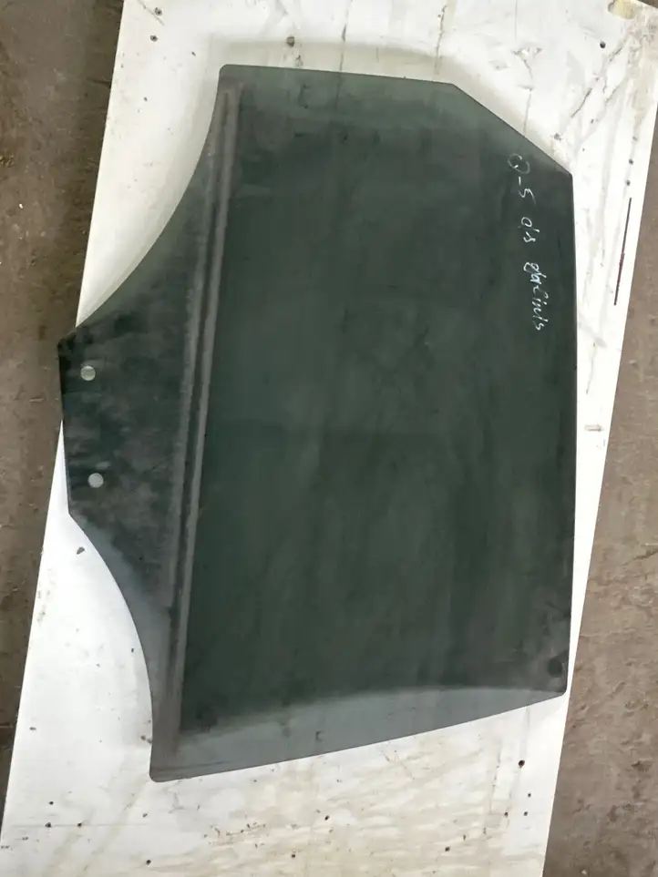 Audi Q5 (2008 - 2012)  43R006723 Основное стекло задних дверей