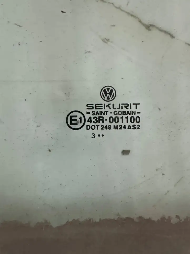 Volkswagen Multivan T5 (2003 - 2015) 43R001100 Стекло передней двери — фото 4
