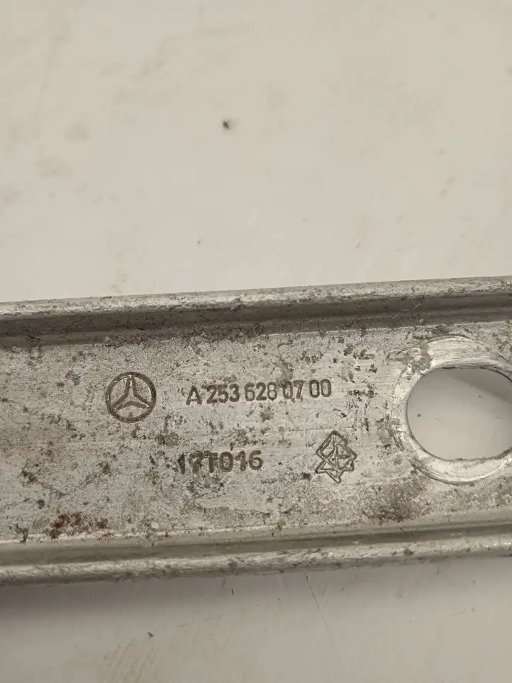 Mercedes-Benz GLC X253/C253 (2015 - ) A2536280700 Прочие детали моторного отсека — фото 3
