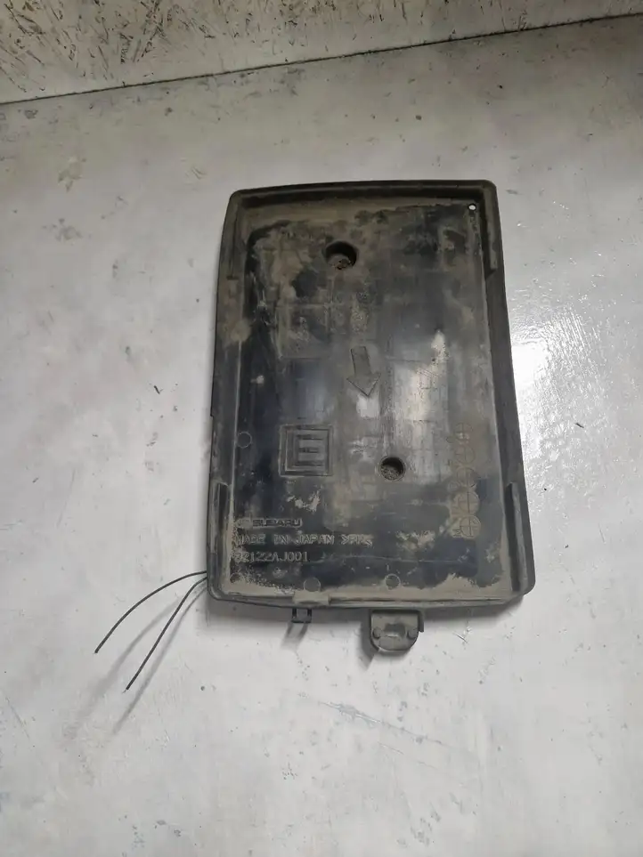 Subaru Legacy (2009 - 2013)  82122AJ001 Ящик аккумулятора