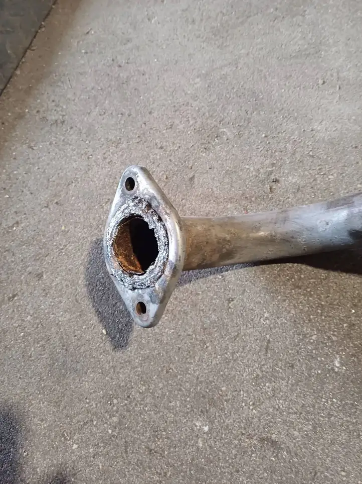 Toyota Corolla Verso E121 (2001 - 2004) 712706 Задняя часть глушителя — фото 5