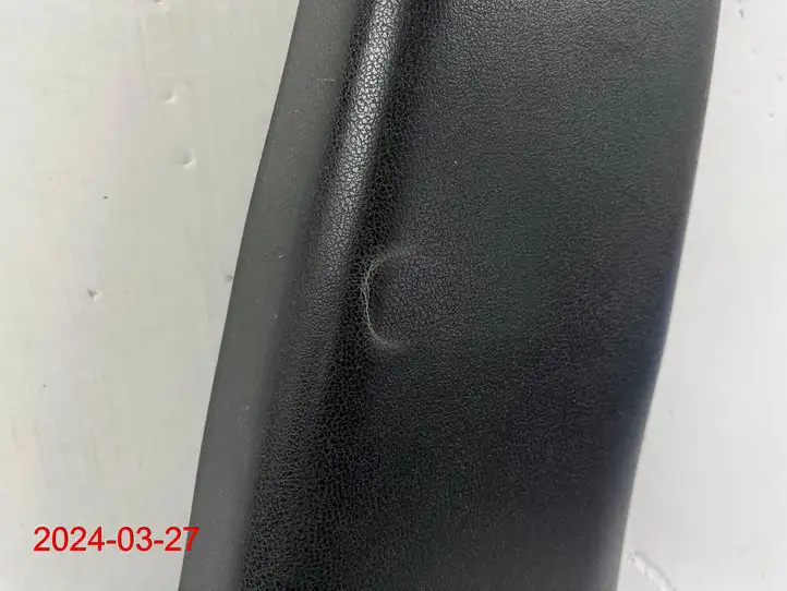 Nissan Juke I F15 (2010 - 2018) 76915-1KB0A Прочие детали салона — фото 3