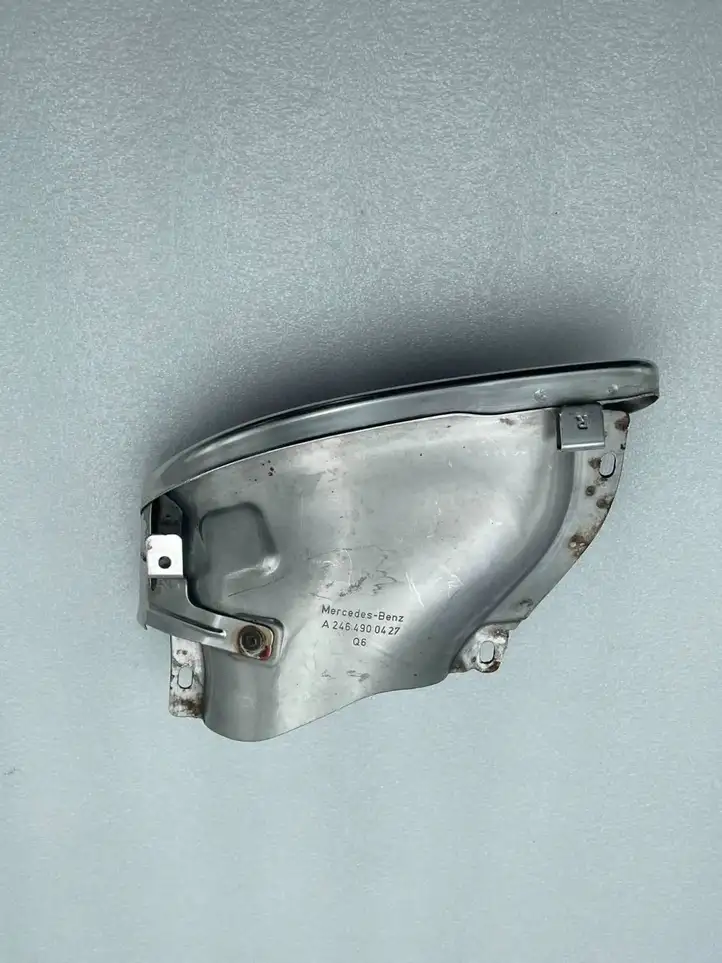 Mercedes-Benz CLA C117,X117,W117 (2013 - 2019) A2464900427 Насадки выхлопной системы — фото 2