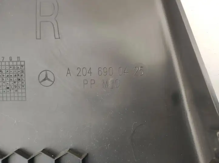 Mercedes-Benz C W204 (2007 - 2014) A2046900425 Прочие детали салона — фото 3