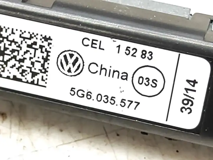 Volkswagen Golf VII (2013 - 2019) 5G6035577 Усилитель антенны — фото 4