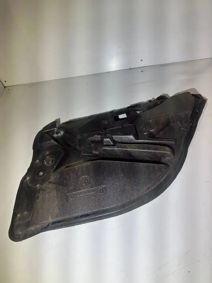 BMW 5 E39 (1996 - 2003) 8230221 Прочие детали салона — фото 1