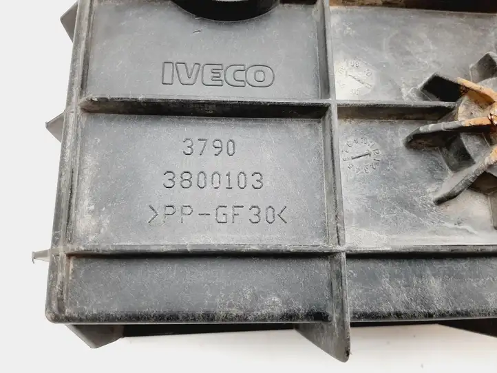 Iveco Daily Daily 35 - 40.10 (2001 - 2016) 3800103 Площадка аккумулятора — фото 5