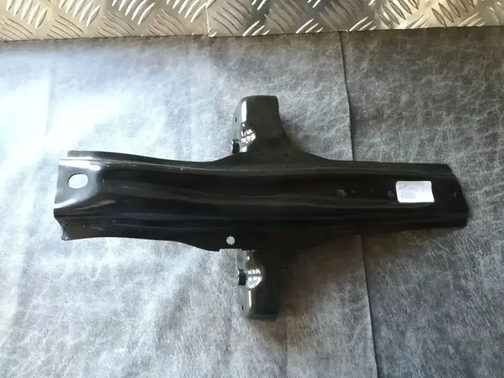 Mercedes-Benz A W176 (2012 - 2018) A2466200023 Держатель аккумулятора — фото 2