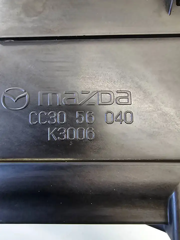 Mazda 5 (2005 - 2010) CC3056040 Ящик аккумулятора — фото 5