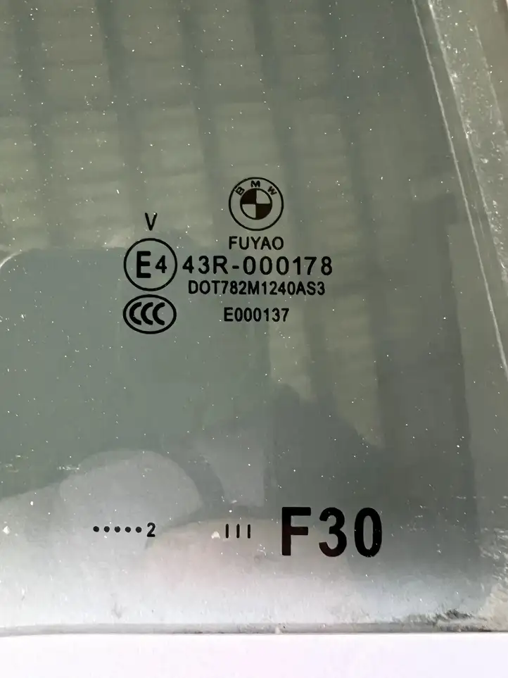 BMW 3 F30 F35 F31 (2012 - 2018) 000178 Стекло задней двери — фото 2