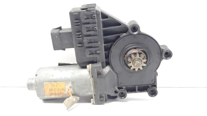 90521882 Opel Astra G Priekinis varikliukas langų pakėlėjo